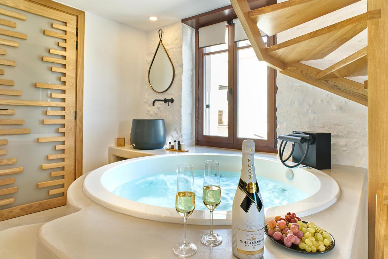 Vista Del Porto Luxury Suites Retimno Zewnętrze zdjęcie