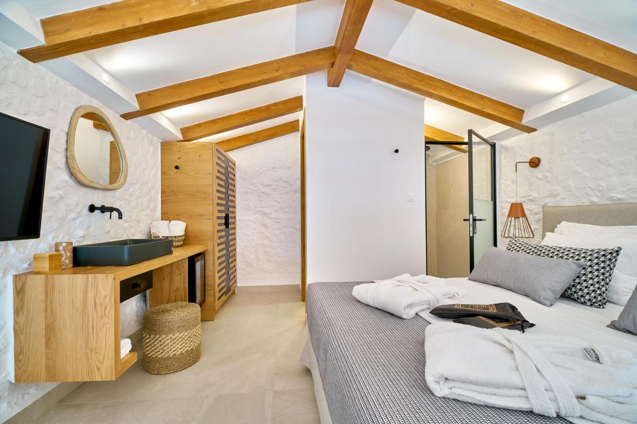 Vista Del Porto Luxury Suites Retimno Zewnętrze zdjęcie