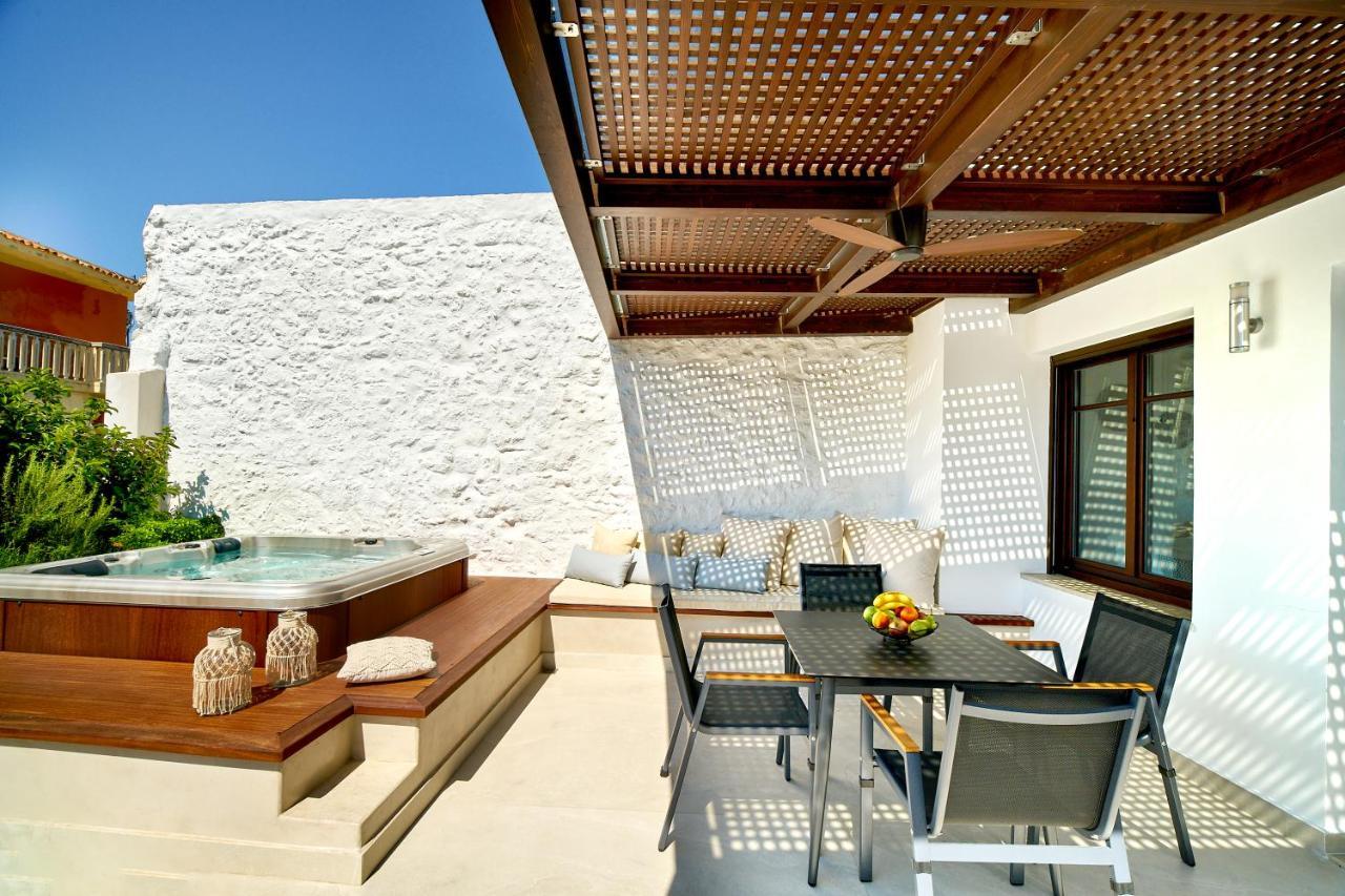Vista Del Porto Luxury Suites Retimno Zewnętrze zdjęcie